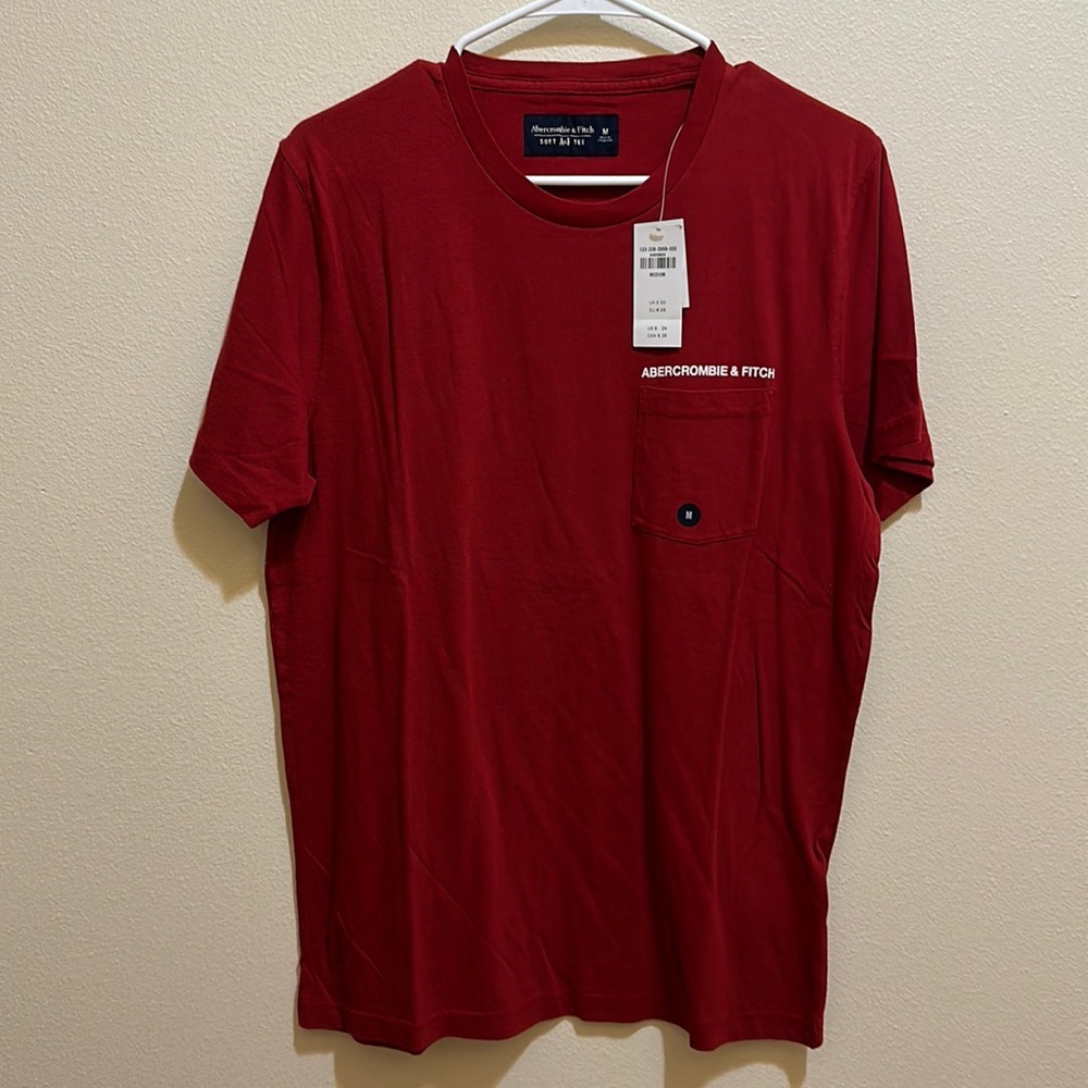 Abercrombie & Fitch T-shirt, size medium, color red